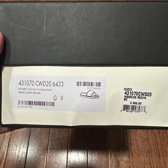 Men’s Gucci Slides - Size 9 - Picture 4 of 4